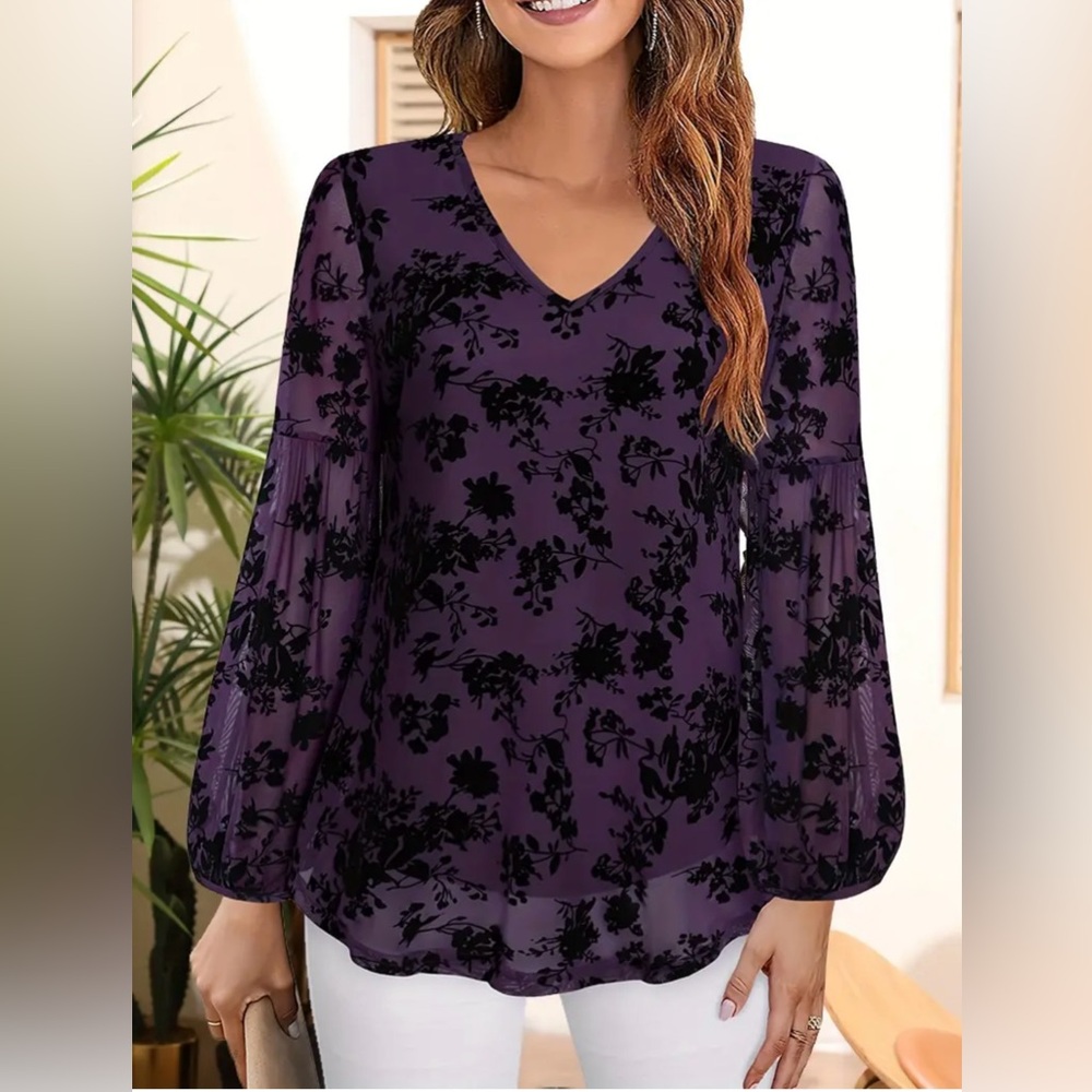 Women's Purple Floral V-Neck Top